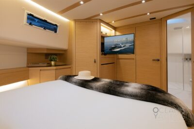 4 berth boat for sale in Liguria (Italy) - photo 9