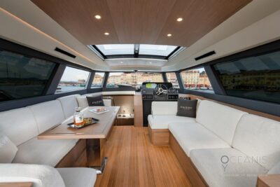 3 cabin 6 guest motor boat in Italy - boat image 6