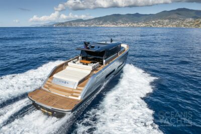 4 cabin 8 guest motor boat in Sanremo, Liguria (Italy) - boat image 6