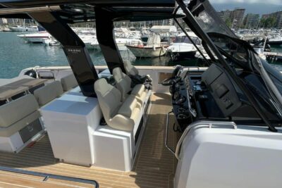 2 cabin motor boat - boat image 5