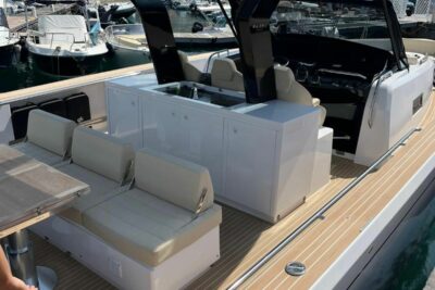 Motor boat by Pardo Yachts model Pardo 43 - photo 8