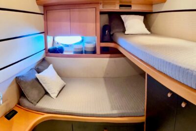 Used Pershing Pershing 76 2004 for sale - boat image 11