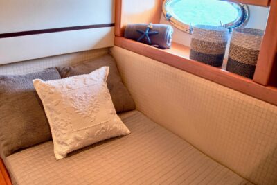 4 cabin motor boat - boat image 15