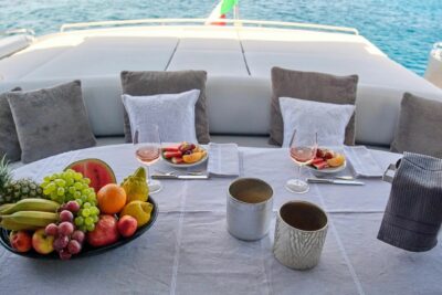 4 cabin 0 guest motor boat in Sardegna (Italy) - boat image 16