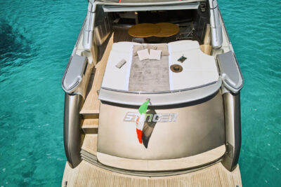 23.2m Pershing Pershing 76 yacht - photo 4