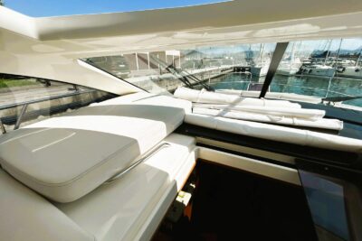 2 cabin 0 guest motor boat in Liguria (Italy) - boat image 16