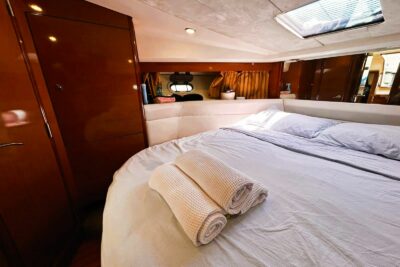 2 cabin motor boat - boat image 25