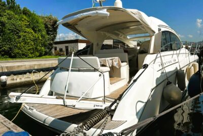 2 cabin motor boat - boat image 5