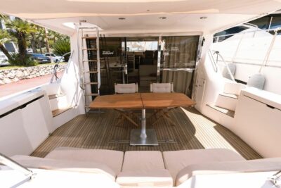 Motor boat by Princess model Princess 60 - photo 8