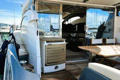 3 cabin 0 guest motor boat in Liguria (Italy) - boat image 16
