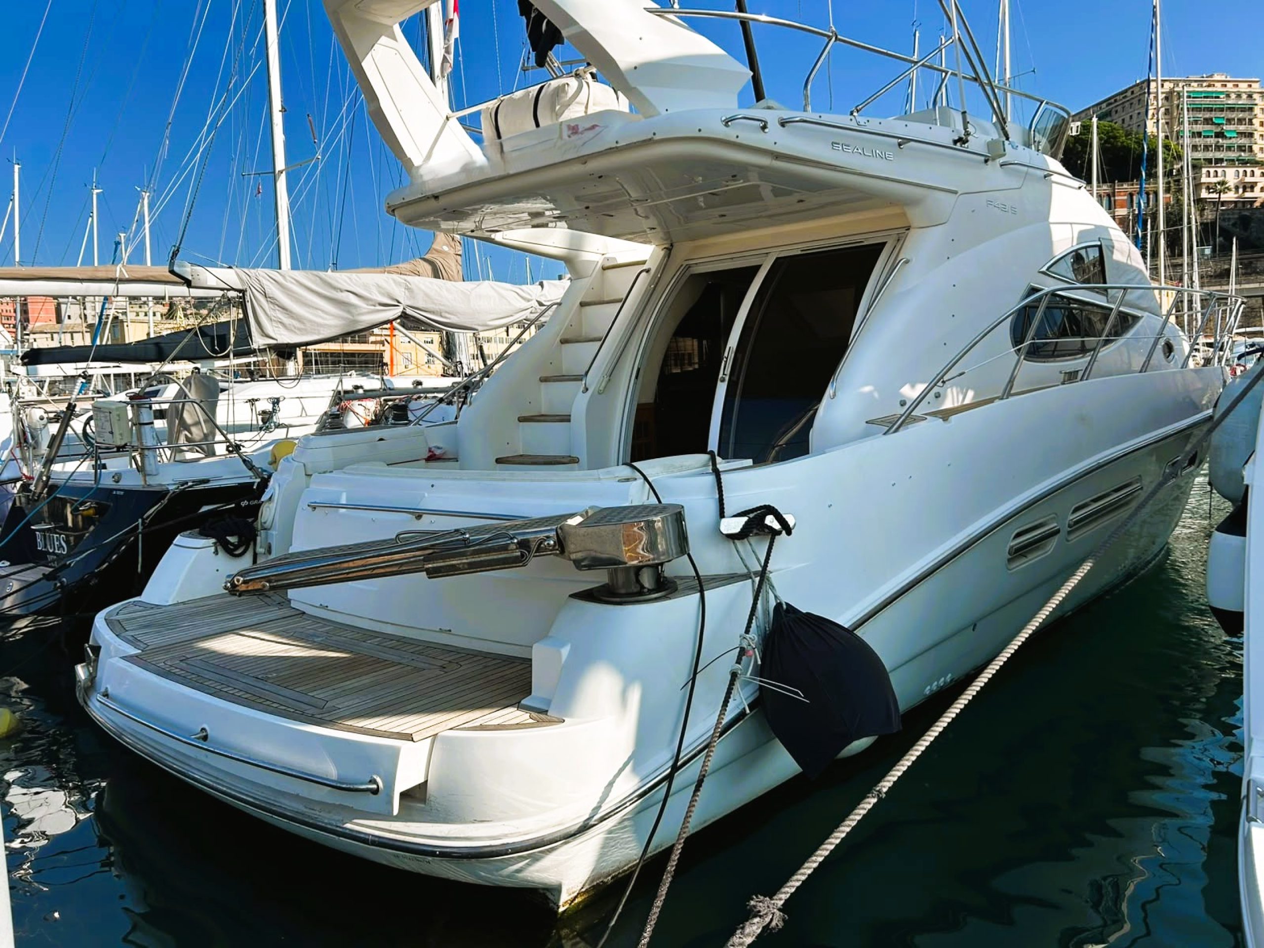 Sealine Sealine F 42.5 – Barca A Motore – 3 cabine (2007)