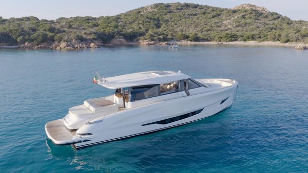Solaris Solaris Power 60 Coupè 3 Cabin Motor Boat (2025)